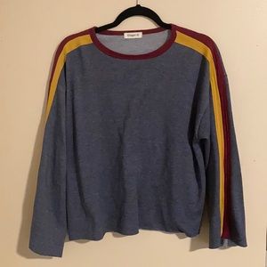 Dark blue sweatshirt